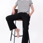 חולצת פסים שחורים - נופים