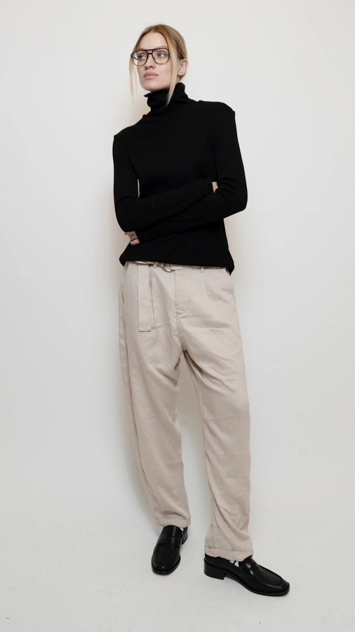 מכנסי בוי פרנד עם חגורה - חול