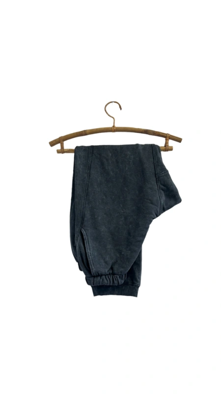 מכנסי טרנינג אופנה - ג׳וי - שחור מעושן