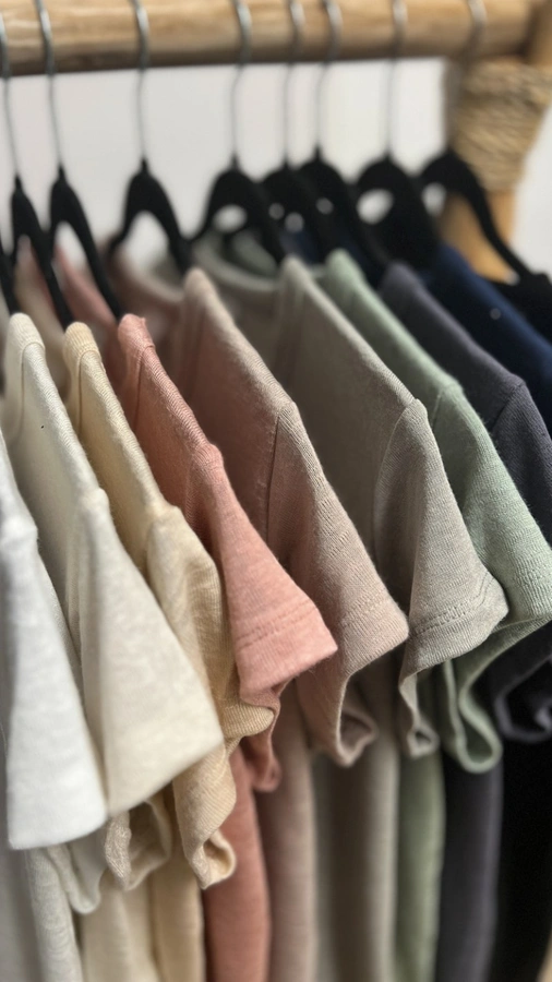 חולצת סריג דמוי פשתן - פיסטוק - איב