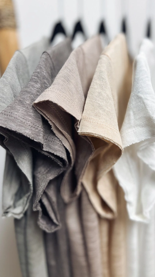 סריג דמוי פשתן - מפתח וי - לאטה - איה