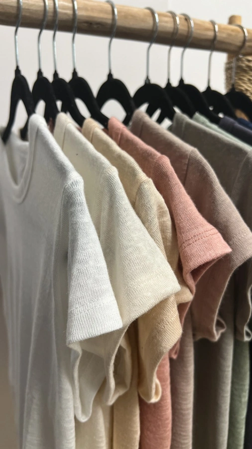 חולצת סריג דמוי פשתן - ניוד - איב