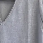 חולצת סריג דמוי פשתן - מפתח וי - אייס - איה