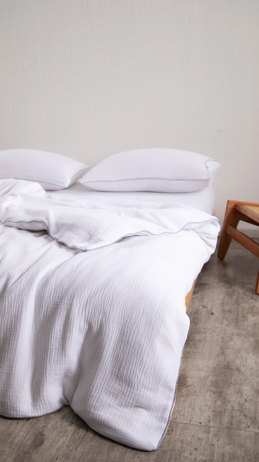 סט מלא - לבן שלג עם קדר פסים היקפי