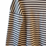 חולצת טי כתף שמוטה - כותנה פסים אפורים - מרני