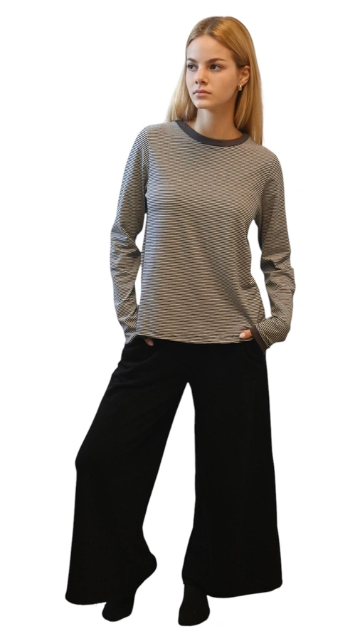 חולצת טי ארוכה – פסים דקים שחור / גרפיט - עידית