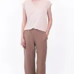 חולצת סריג דמוי פשתן - מפתח וי - פודרה - איה