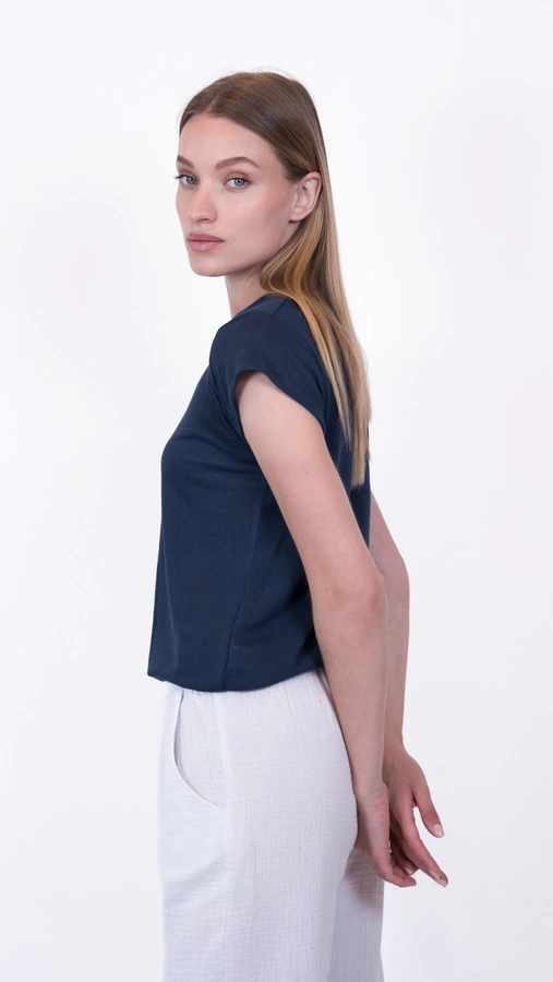 חולצת סריג דמוי פשתן - כחול דיו - איב
