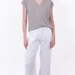 חולצת סריג דמוי פשתן - מפתח וי - ירוק אפור - איה