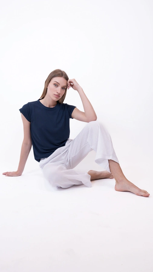 חולצת סריג דמוי פשתן - כחול דיו - איב