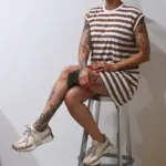 שמלת טוניקה מיני פסים שמנת / קפה - שחף