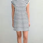שמלת טוניקה מיני פסים שחורים - שחף