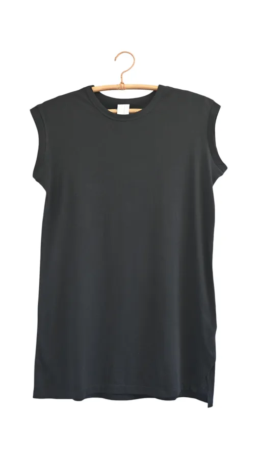 שמלת טוניקה מיני שחורה - שחף