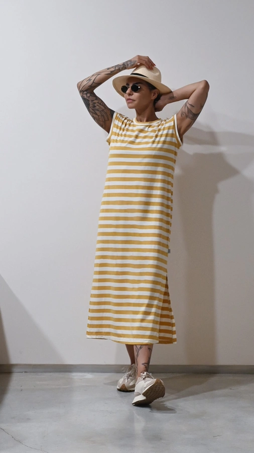 שמלת שחף ארוכה פסים - שמנת/חרדל