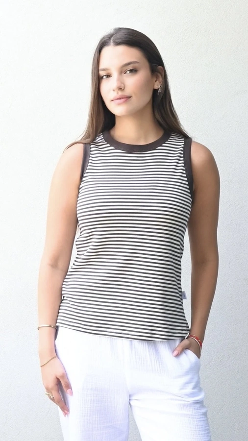 גופיית פסים דקים - שוקולד/שוקולד - עידית