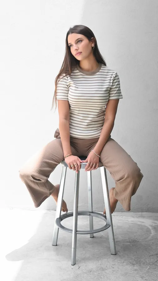 חולצת פסים - חול/חול - לין