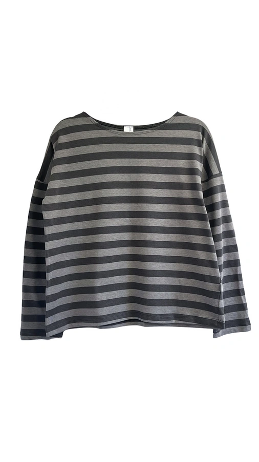 חולצת טי כתף שמוטה - פסים אפור/גרפיט - מירן